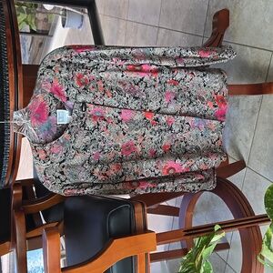 Anne Taylor Blouce Size 6